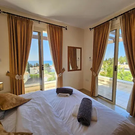 Villa Felix Coral Bay